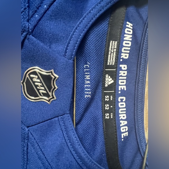 John Tavares Toronto Maple Leafs Jersey - Picture 5 of 8